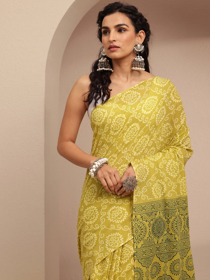 Yellow Bandhani Printed Cotton Saree With Unstitched Blouse Piece