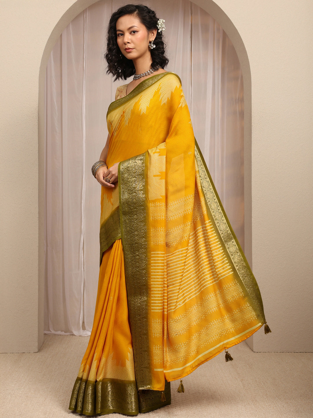 Mustard Woven Design Silk Blend Saree With Unstitched Blouse Piece
