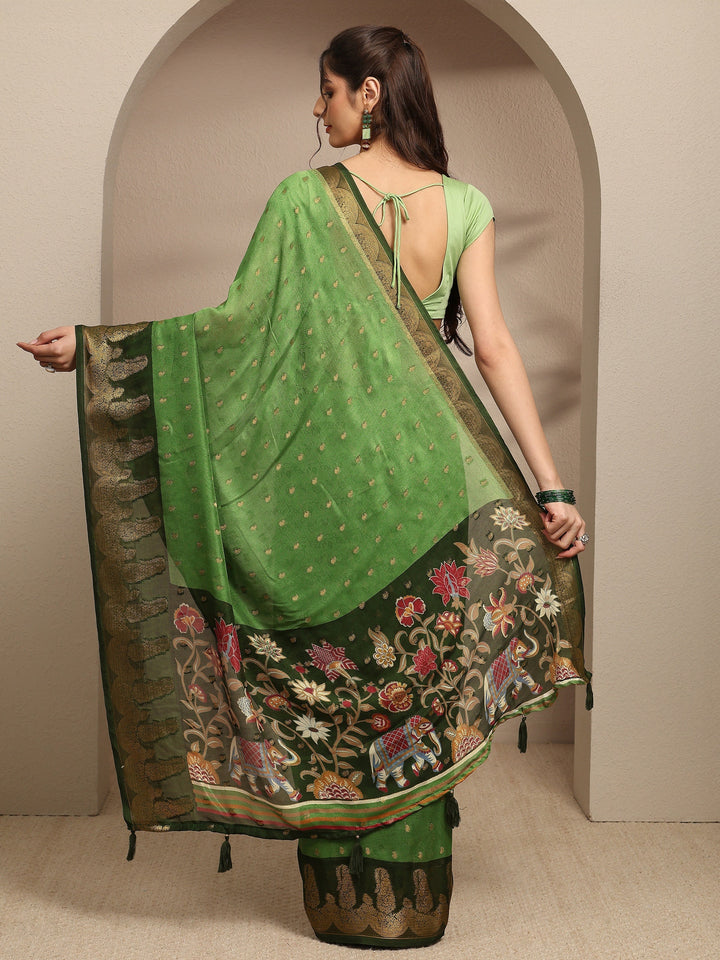 Green Ethnic Motifs Printed Silk Blend Saree With Unstitched Blouse Piece