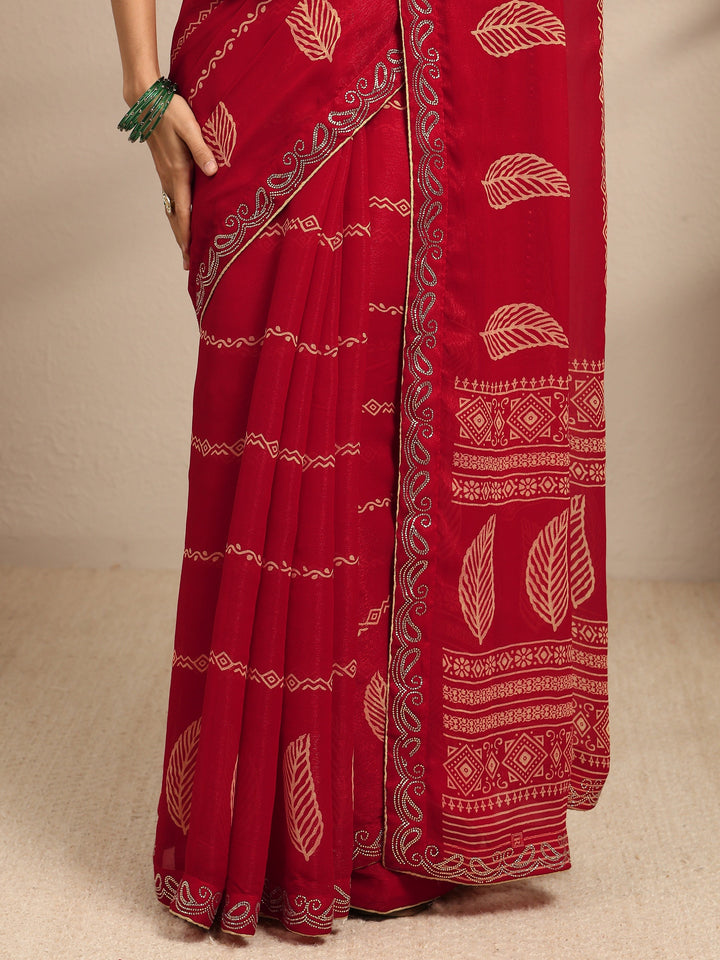 Red Ethnic Motifs Printed Silk Blend Saree With Unstitched Blouse Piece
