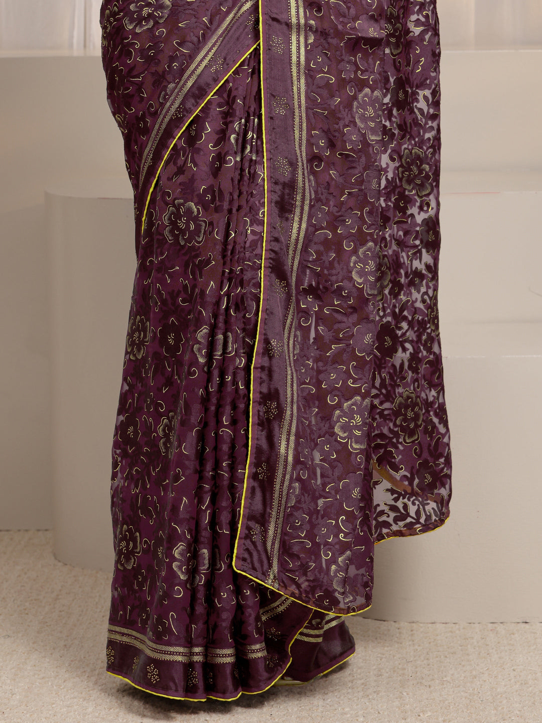 Maroon Floral Printed Silk Blend Saree 
With Unstitched Blouse Piece