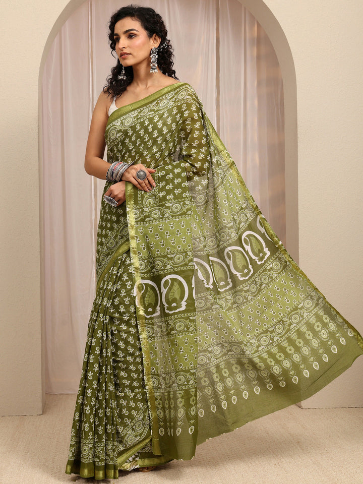 Green Printed Cotton Blend Saree With Unstitched Blouse Piece