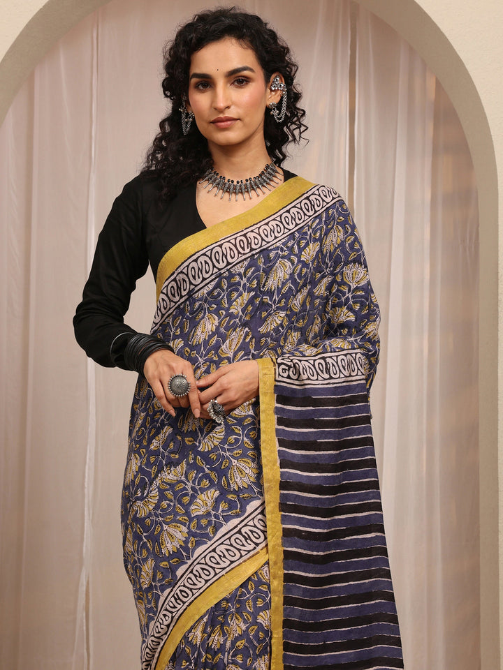 Blue Floral Printed Cotton Blend Saree With Unstitched Blouse Piece