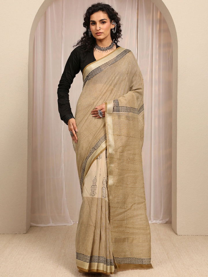 Brown Printed Cotton Blend Saree With Unstitched Blouse Piece