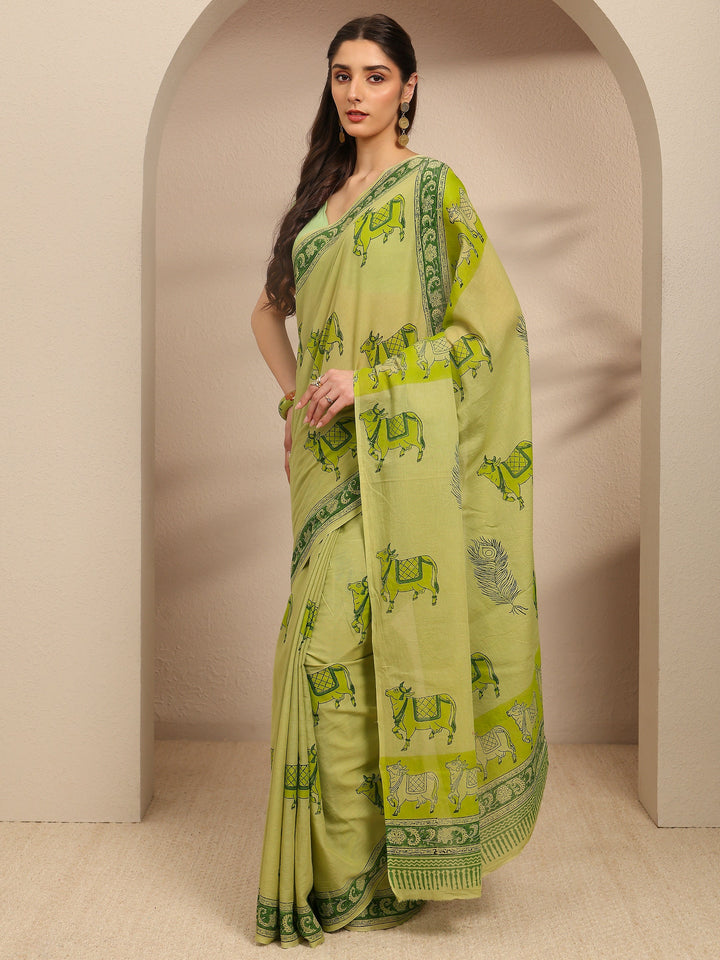 Green Ethnic Motifs Printed Cotton Blend Saree With Unstitched Blouse Piece
