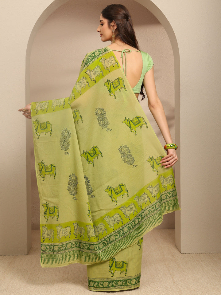 Green Ethnic Motifs Printed Cotton Blend Saree With Unstitched Blouse Piece