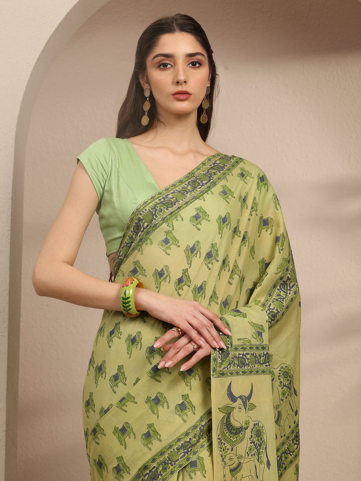 Green Ethnic Motifs Printed Cotton Blend Saree With Unstitched Blouse Piece