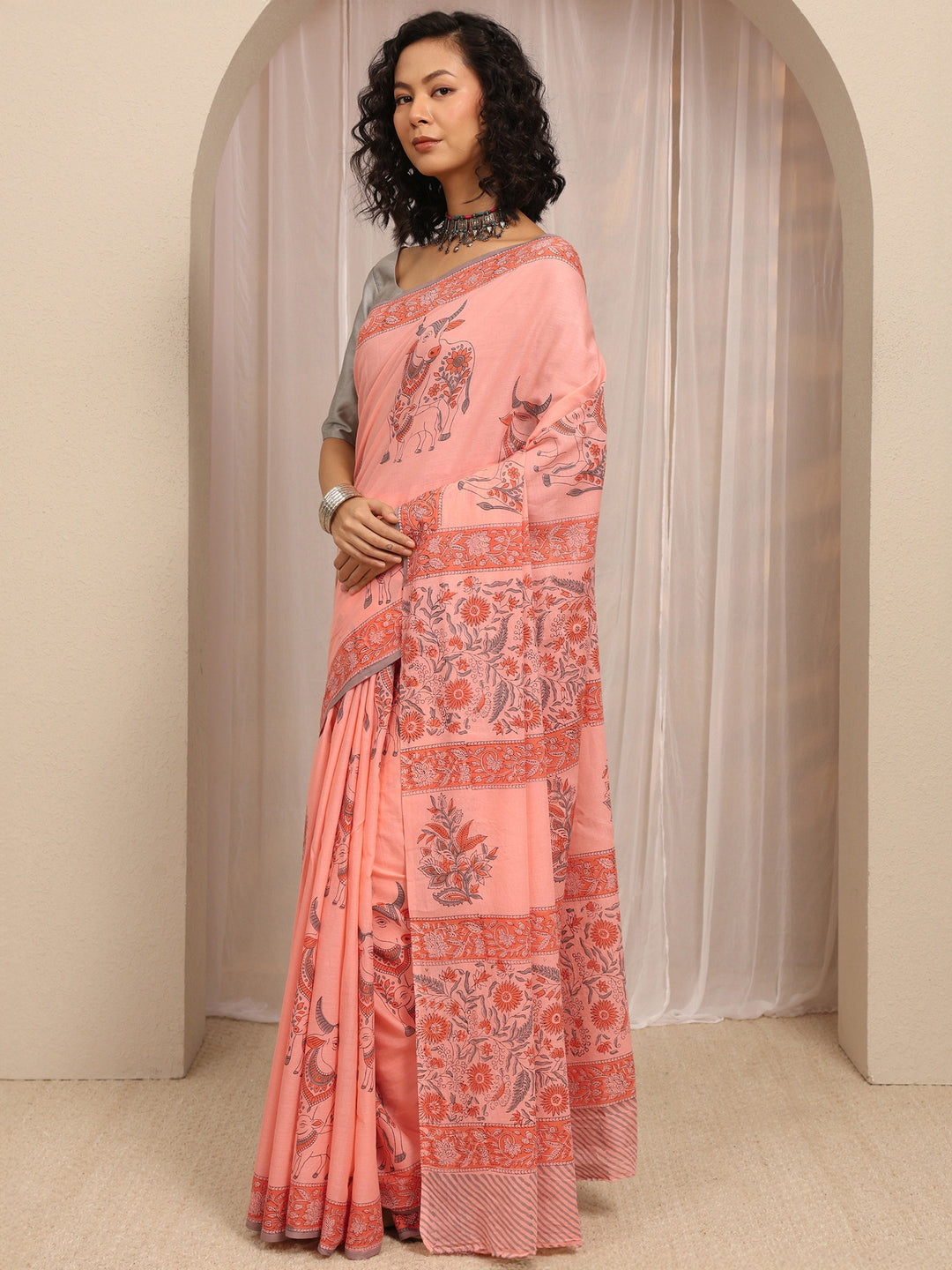 Peach Printed Cotton Blend Saree With Unstitched Blouse Piece
