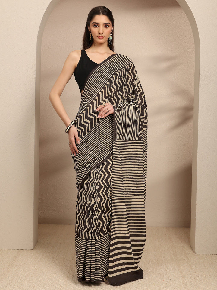 Black Leheriya Printed Cotton Blend Saree With Unstitched Blouse Piece