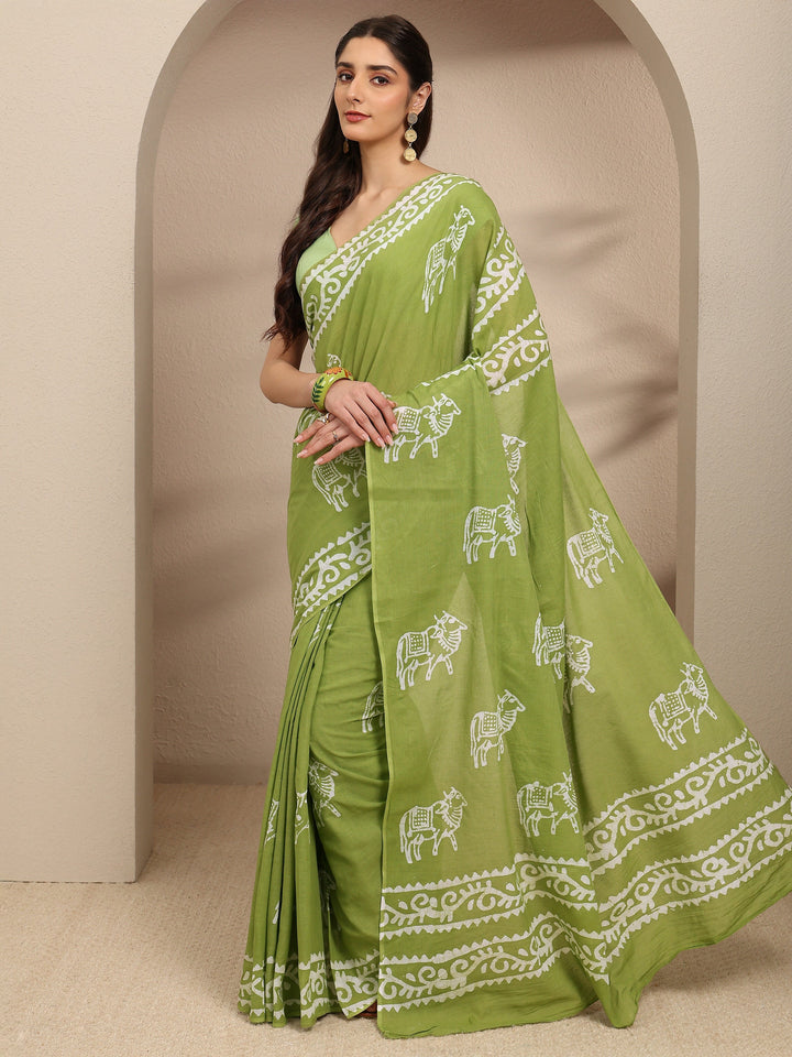 Green Ethnic Motifs Printed Cotton Blend Saree With Unstitched Blouse Piece