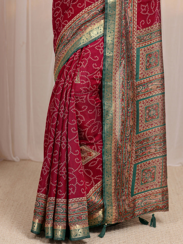 Red Bandhani Printed Silk Blend Saree 
With Unstitched Blouse Piece