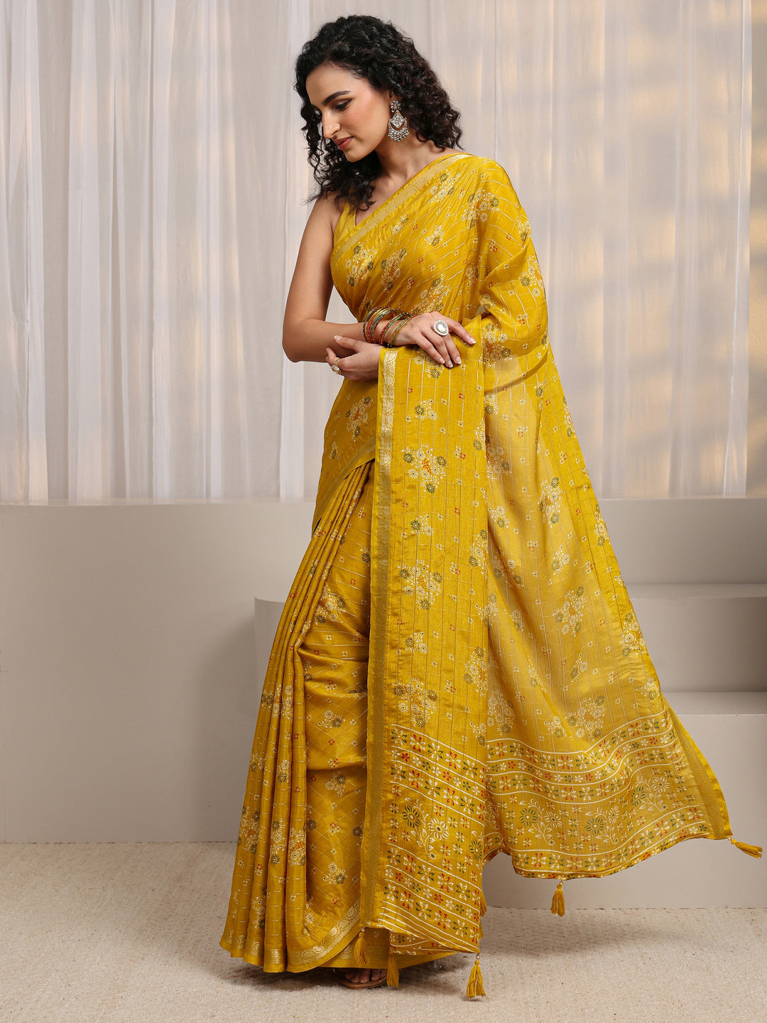 Mustard Floral Printed Silk Blend Saree 
With Unstitched Blouse Piece