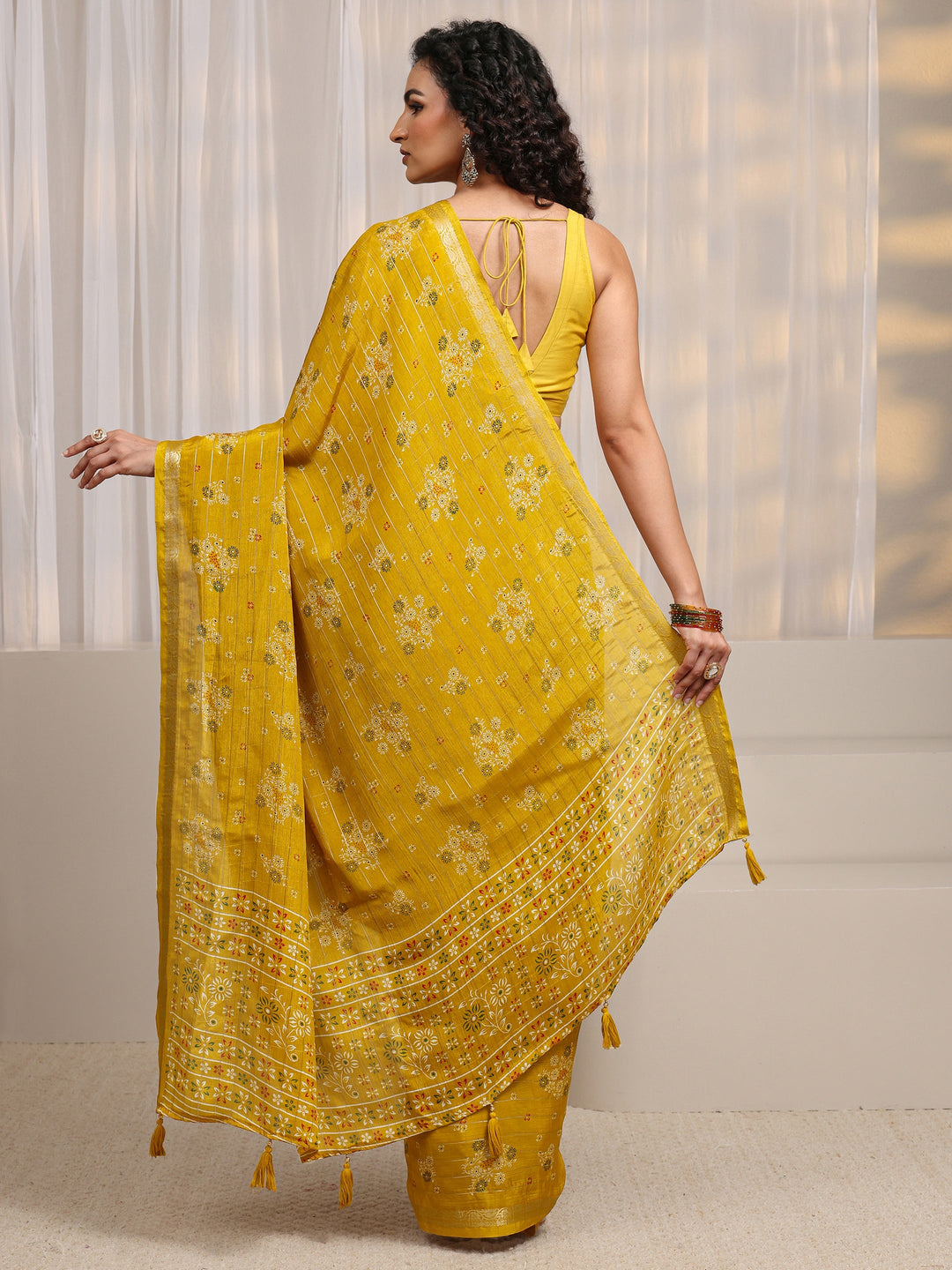 Mustard Floral Printed Silk Blend Saree 
With Unstitched Blouse Piece