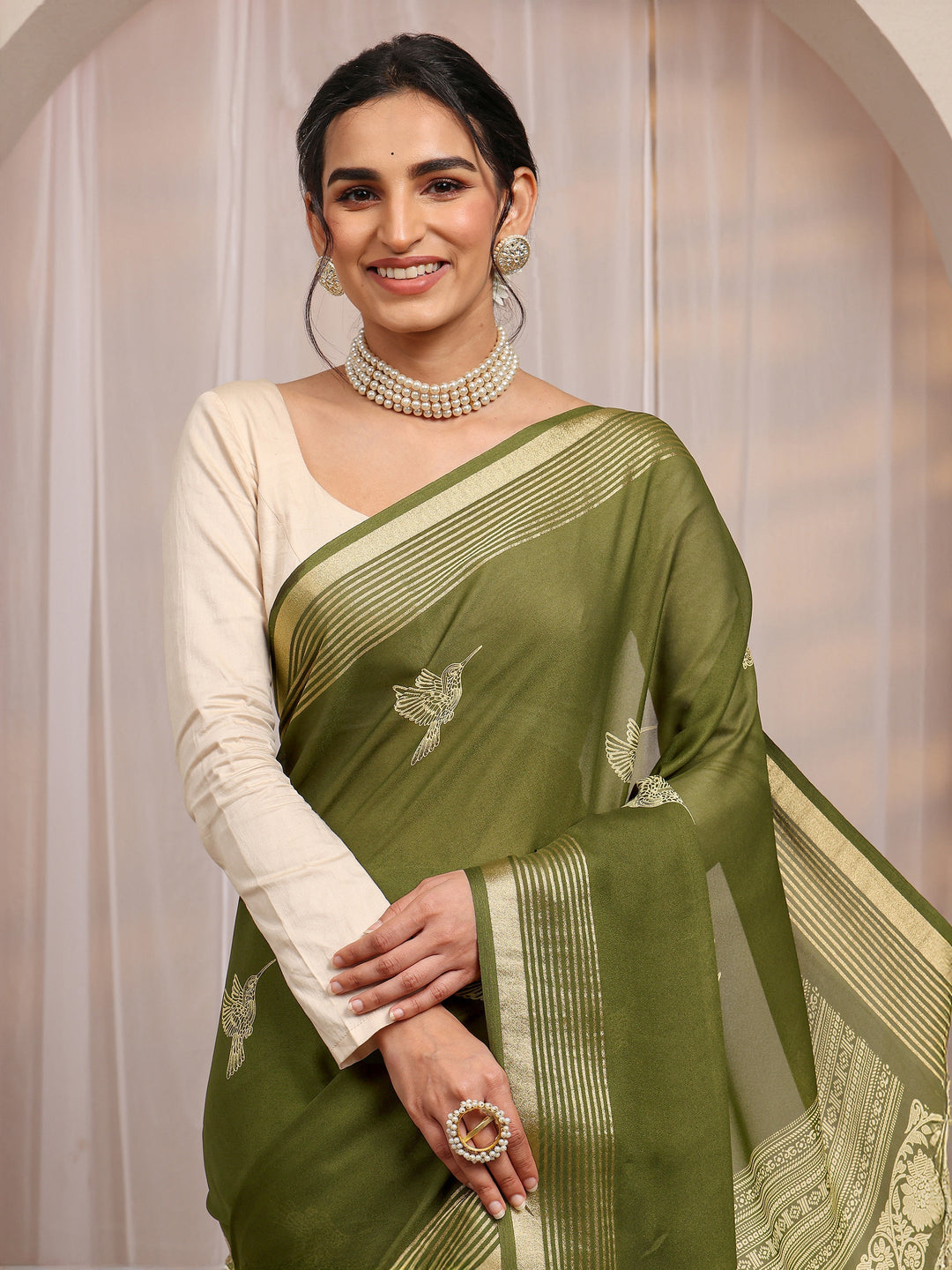 Olive Animal Printed Silk Blend Saree With Unstitched Blouse Piece
