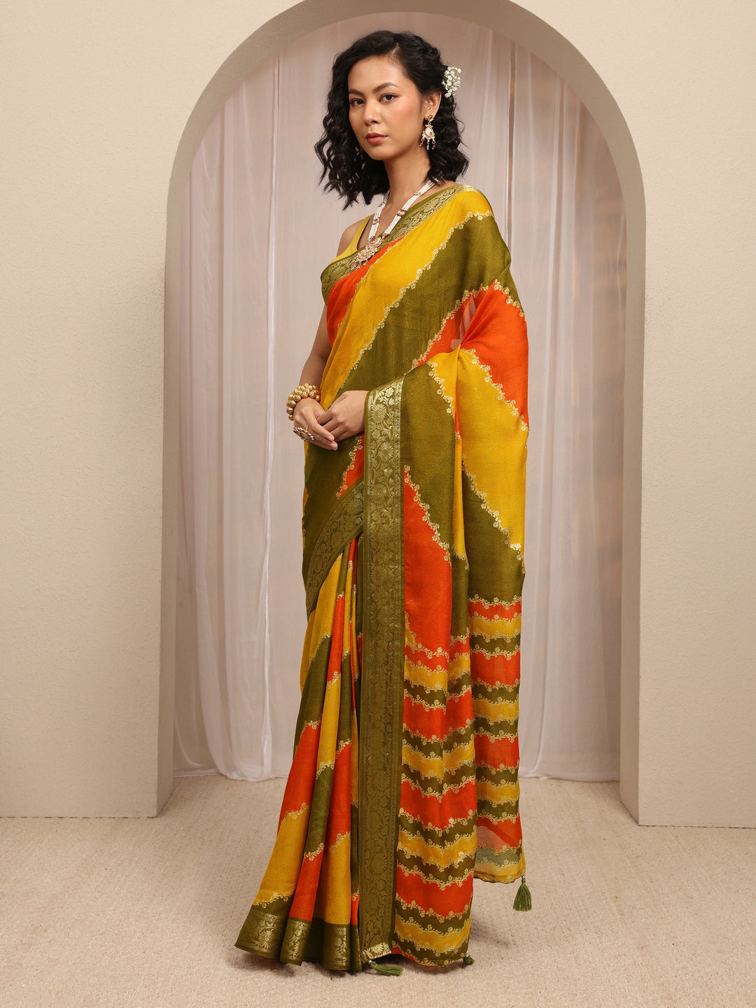 Multi Floral Woven Design Silk Blend Saree With Unstitched Blouse Piece