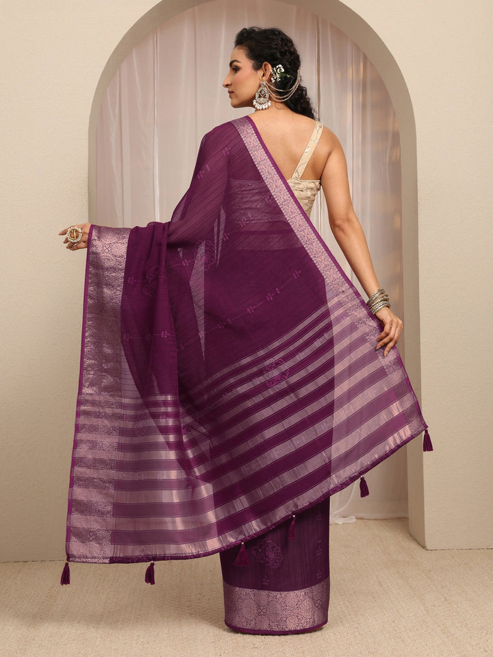 Burgundy Floral Woven Design Silk Blend Saree With Unstitched Blouse Piece