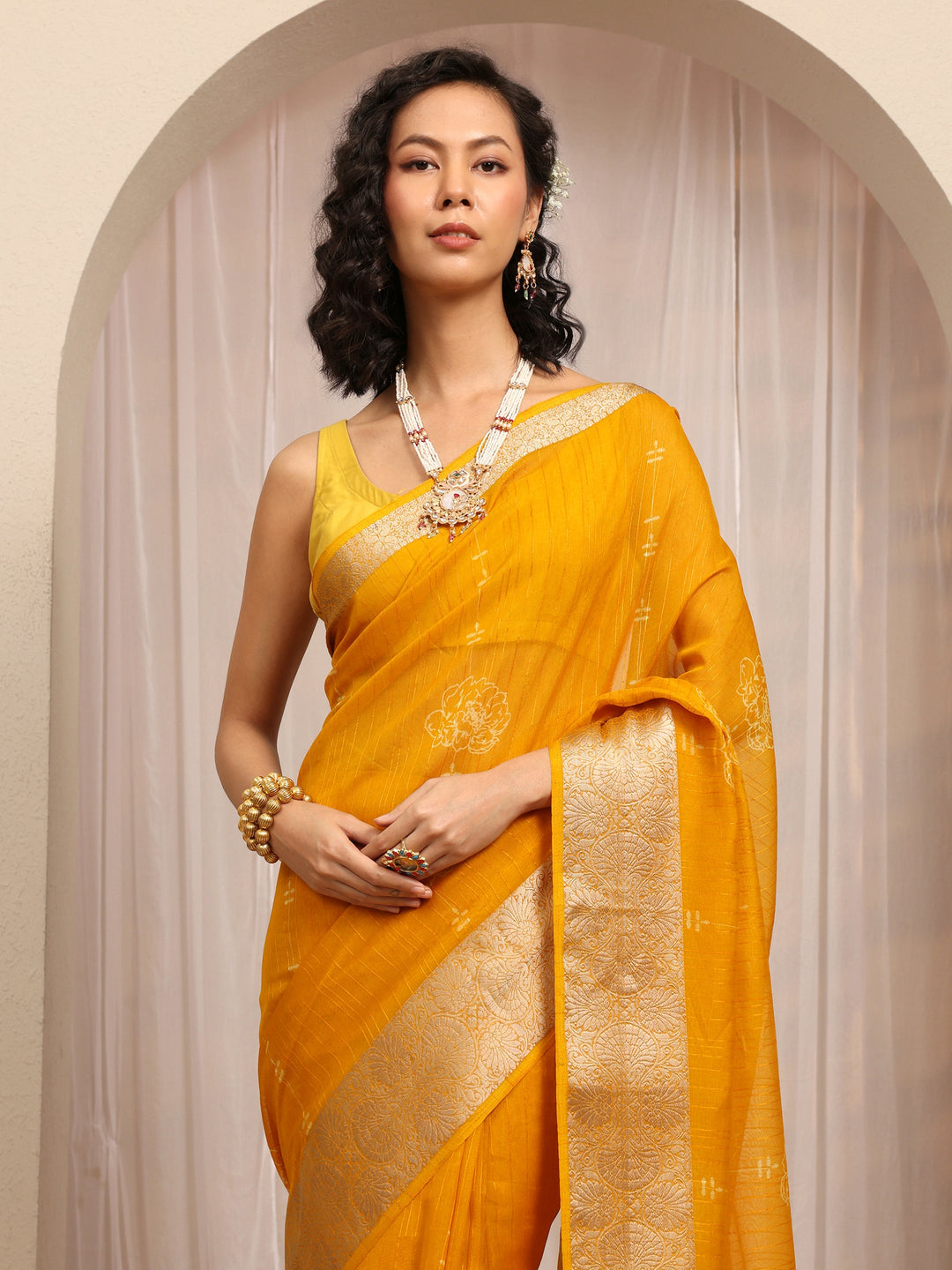 Mustard Floral Woven Design Silk Blend Saree With Unstitched Blouse Piece