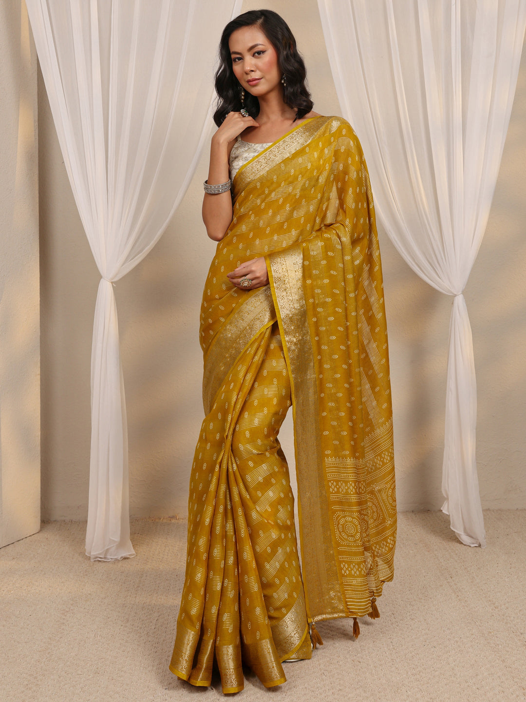 Mustard Woven Design Silk Blend Saree With Unstitched Blouse Piece
