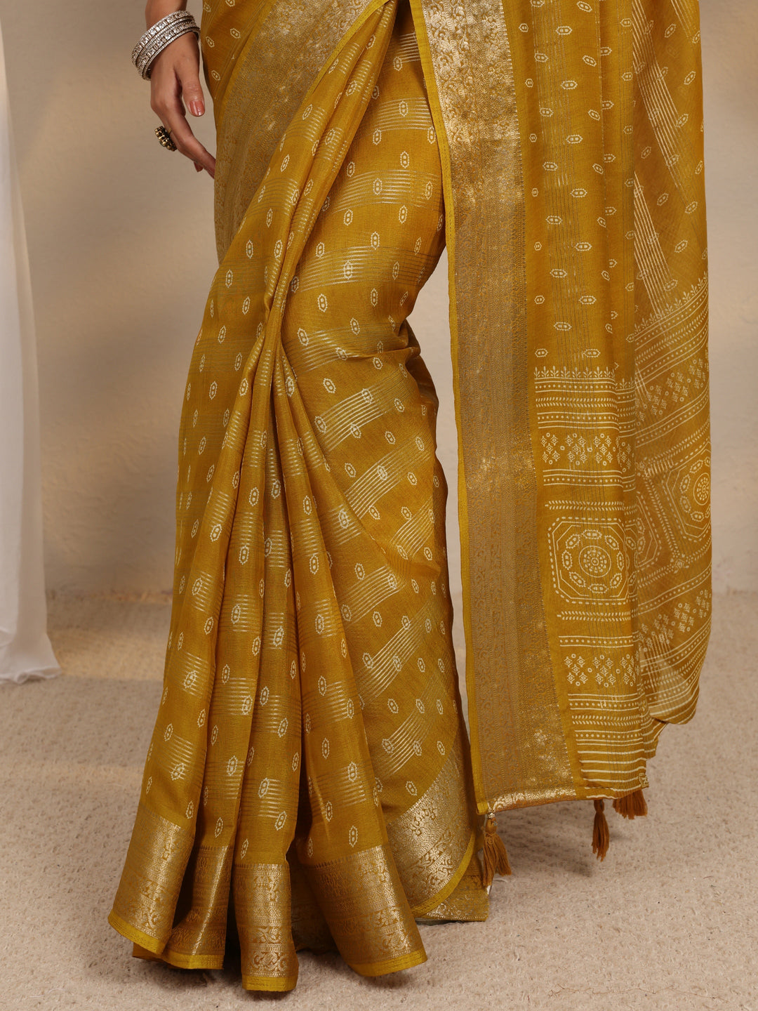Mustard Woven Design Silk Blend Saree With Unstitched Blouse Piece