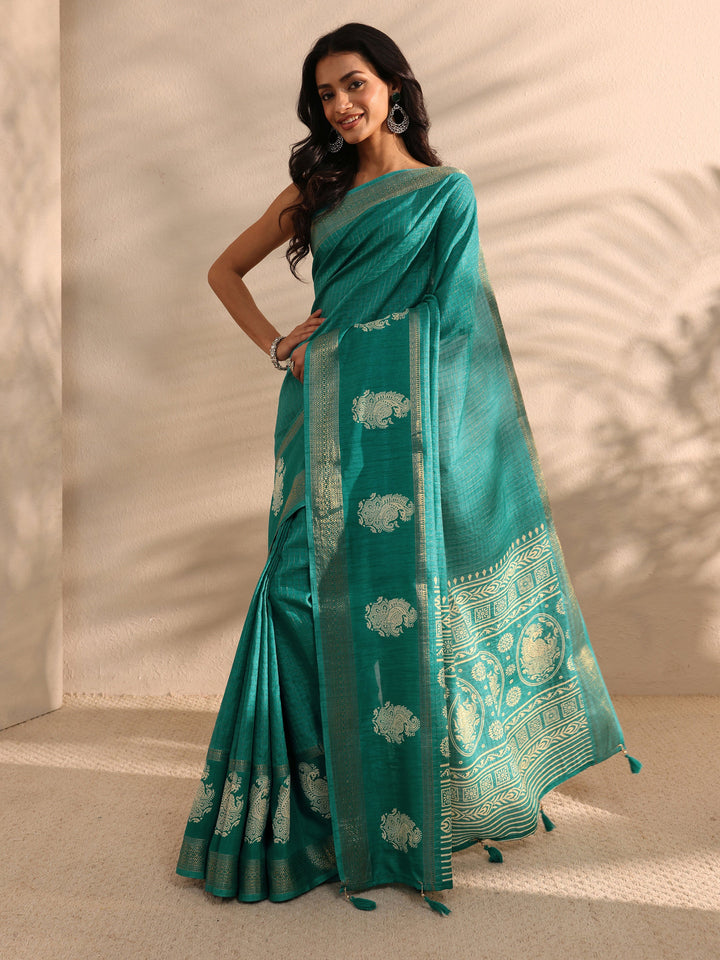 Green Printed Silk Blend Saree 
With Unstitched Blouse Piece
