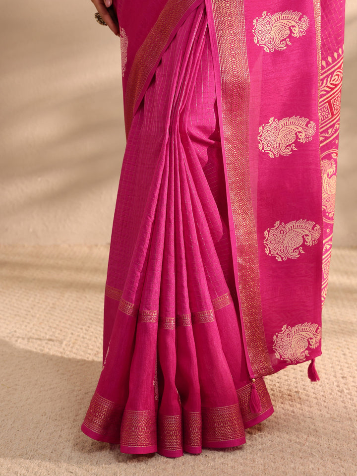 Pink Printed Silk Blend Saree 
With Unstitched Blouse Piece
