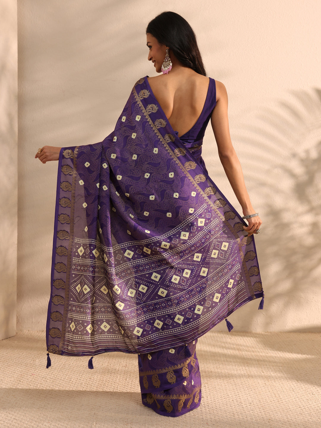 Purple Bandhani Printed Silk Blend Saree 
With Unstitched Blouse Piece