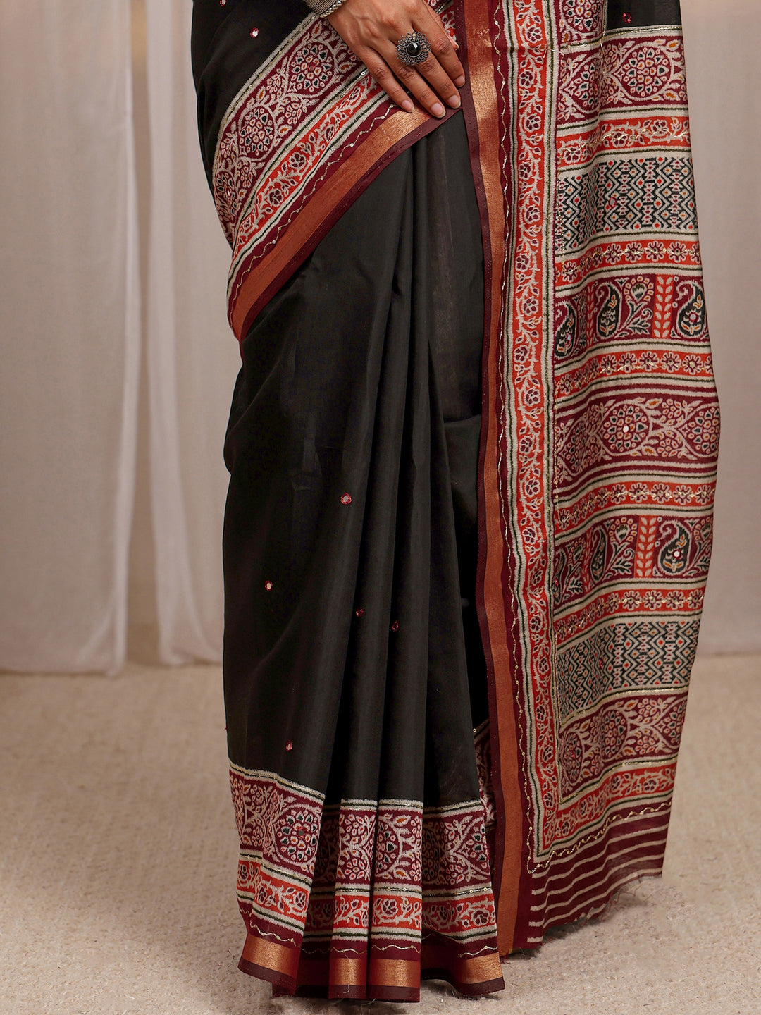 Black Mirror Work Silk Blend Saree 
With Unstitched Blouse Piece