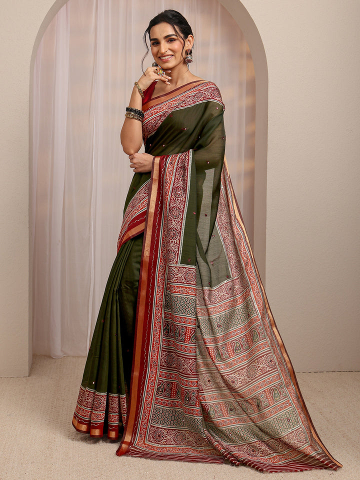 Green Solid Silk Blend Saree With Unstitched Blouse Piece