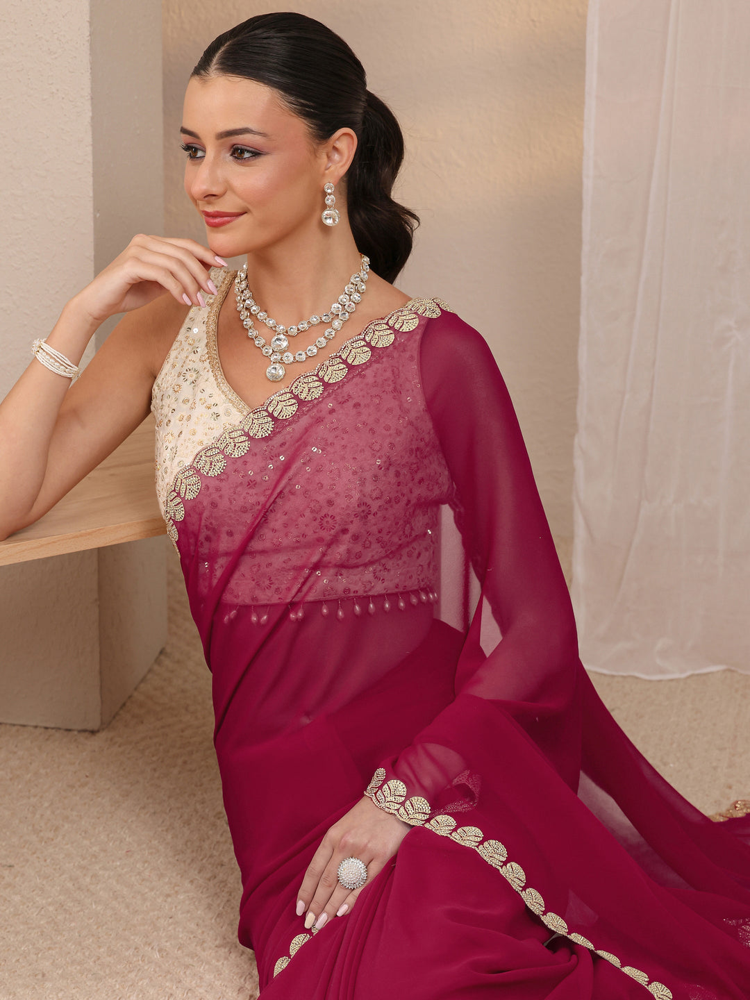 Pink Embellished Silk Blend Saree 
With Unstitched Blouse Piece