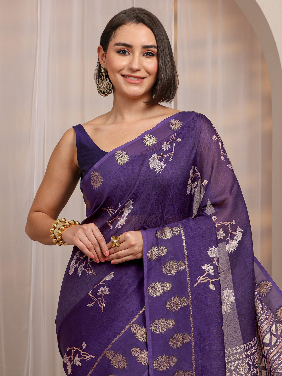 Purple Floral Print Jacquard  Silk Blend Saree 
With Unstitched Blouse Piece