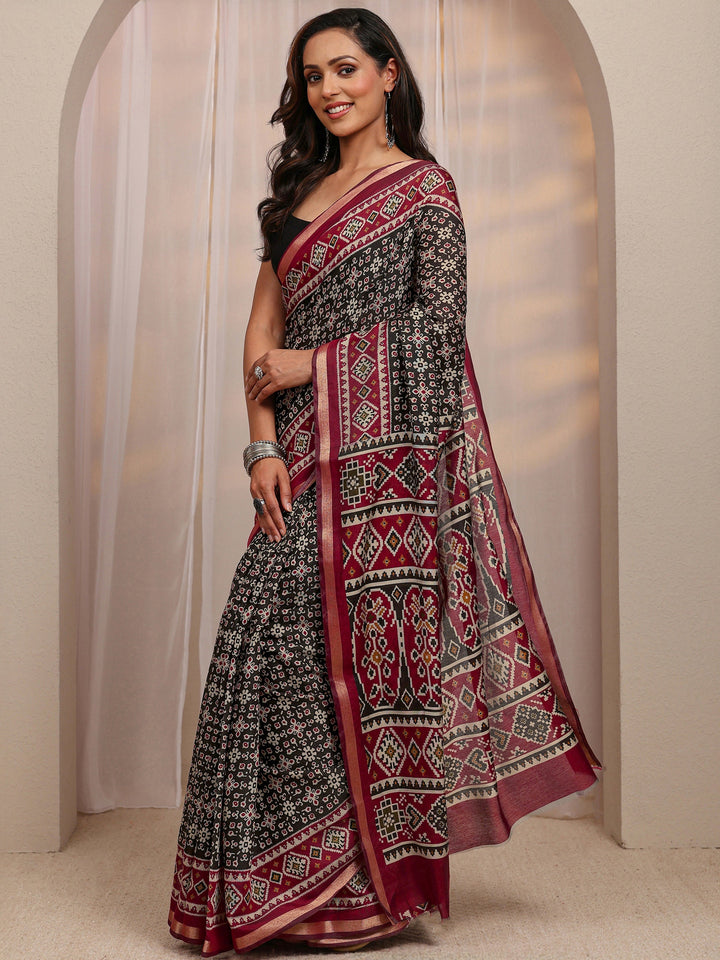 Black Ethnic Motif Printed Silk Blend Saree 
With Unstitched Blouse Piece