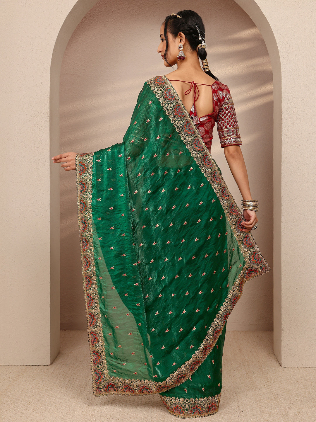 Green Ethnic Motif  Embroidered Silk Blend Saree With Unstitched Blouse Piece