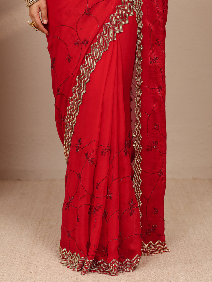 Red Ethnic Motif  Embellished Silk Blend Saree With Unstitched Blouse Piece