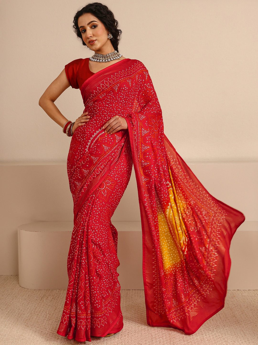 Red Bandhani Printed Silk Blend Saree With Unstitched Blouse Piece