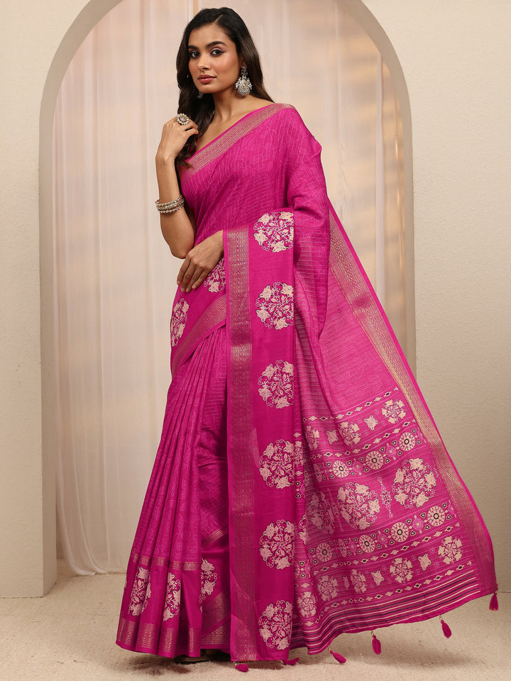 Pink Floral Printed Silk Blend Saree 
With Unstitched Blouse Piece