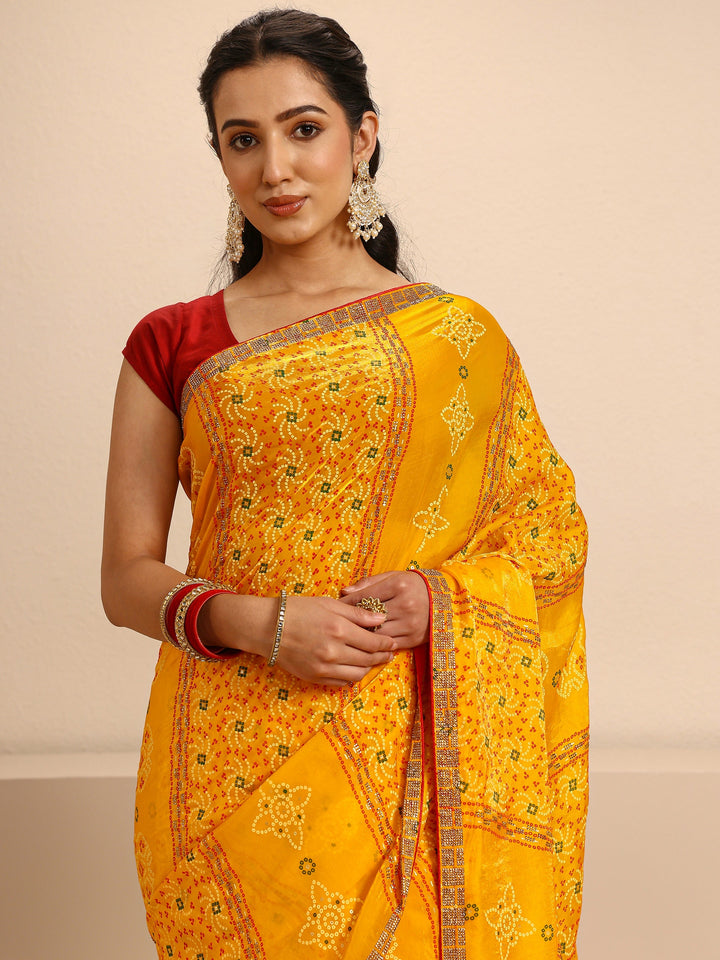 Mustard Bandhani Printed Silk Blend Saree With Unstitched Blouse Piece