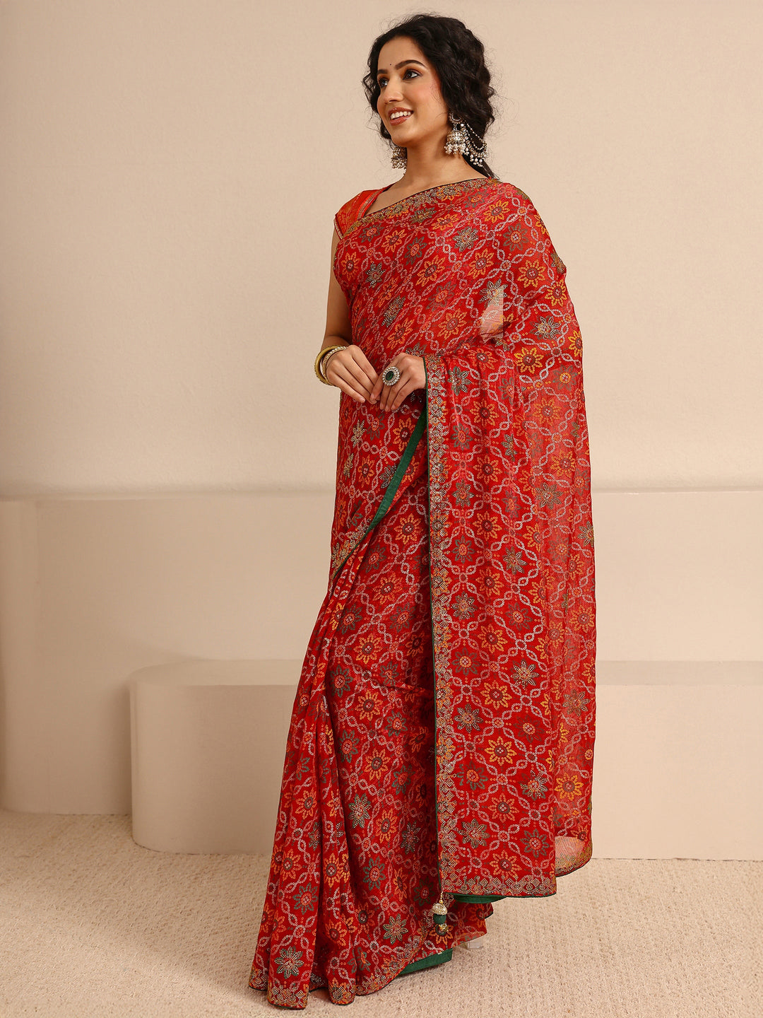 Red Bandhani Printed Silk Blend Saree With Unstitched Blouse Piece