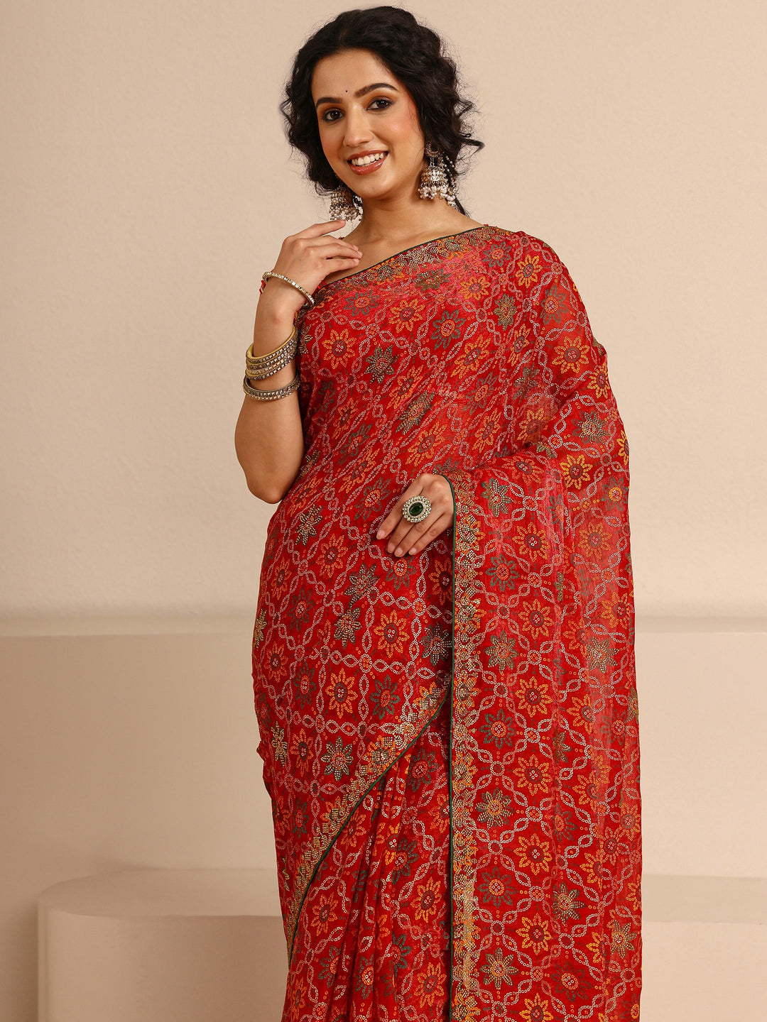 Red Bandhani Printed Silk Blend Saree With Unstitched Blouse Piece