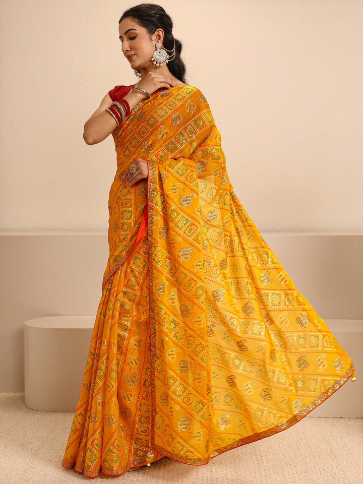 Mustard Bandhani Printed Silk Blend Saree With Unstitched Blouse Piece