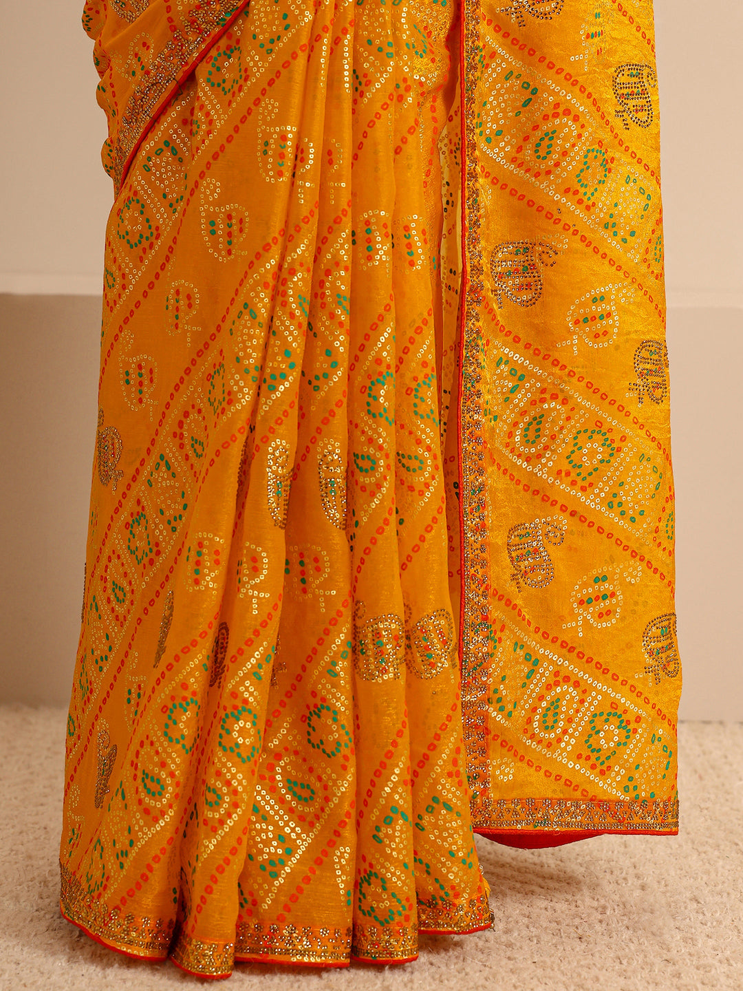 Mustard Bandhani Printed Silk Blend Saree With Unstitched Blouse Piece
