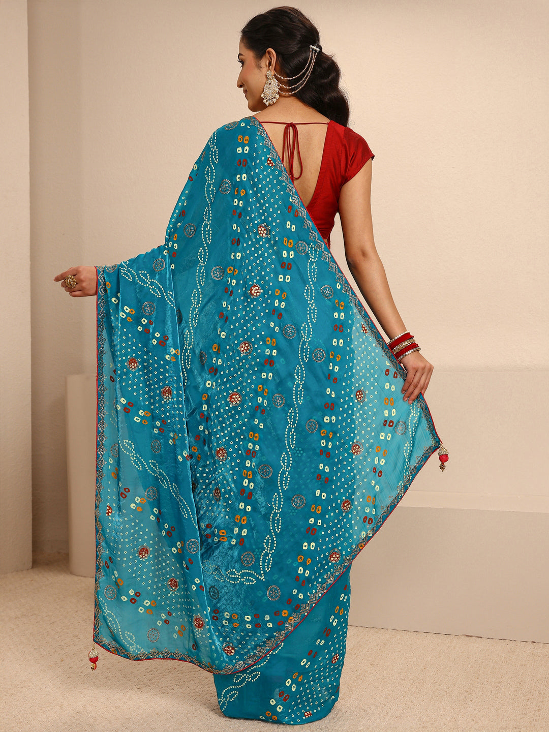 Blue Bandhani Printed Silk Blend Saree With Unstitched Blouse Piece