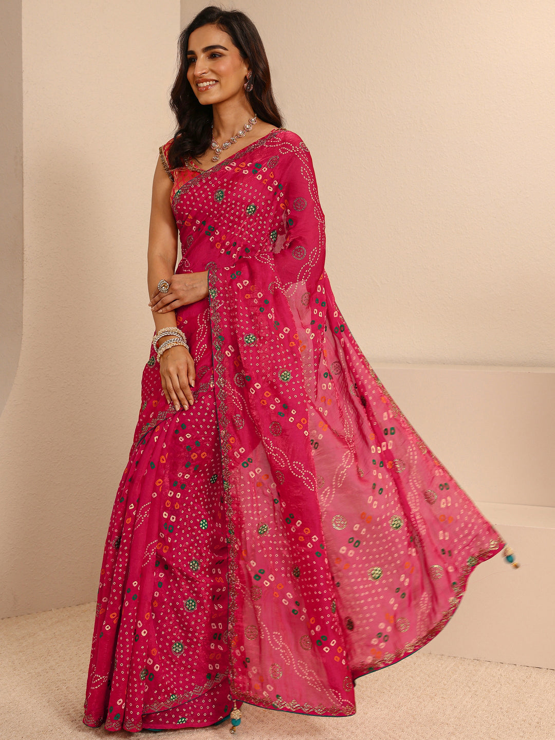 Pink Bandhani Printed Silk Blend Saree With Unstitched Blouse Piece