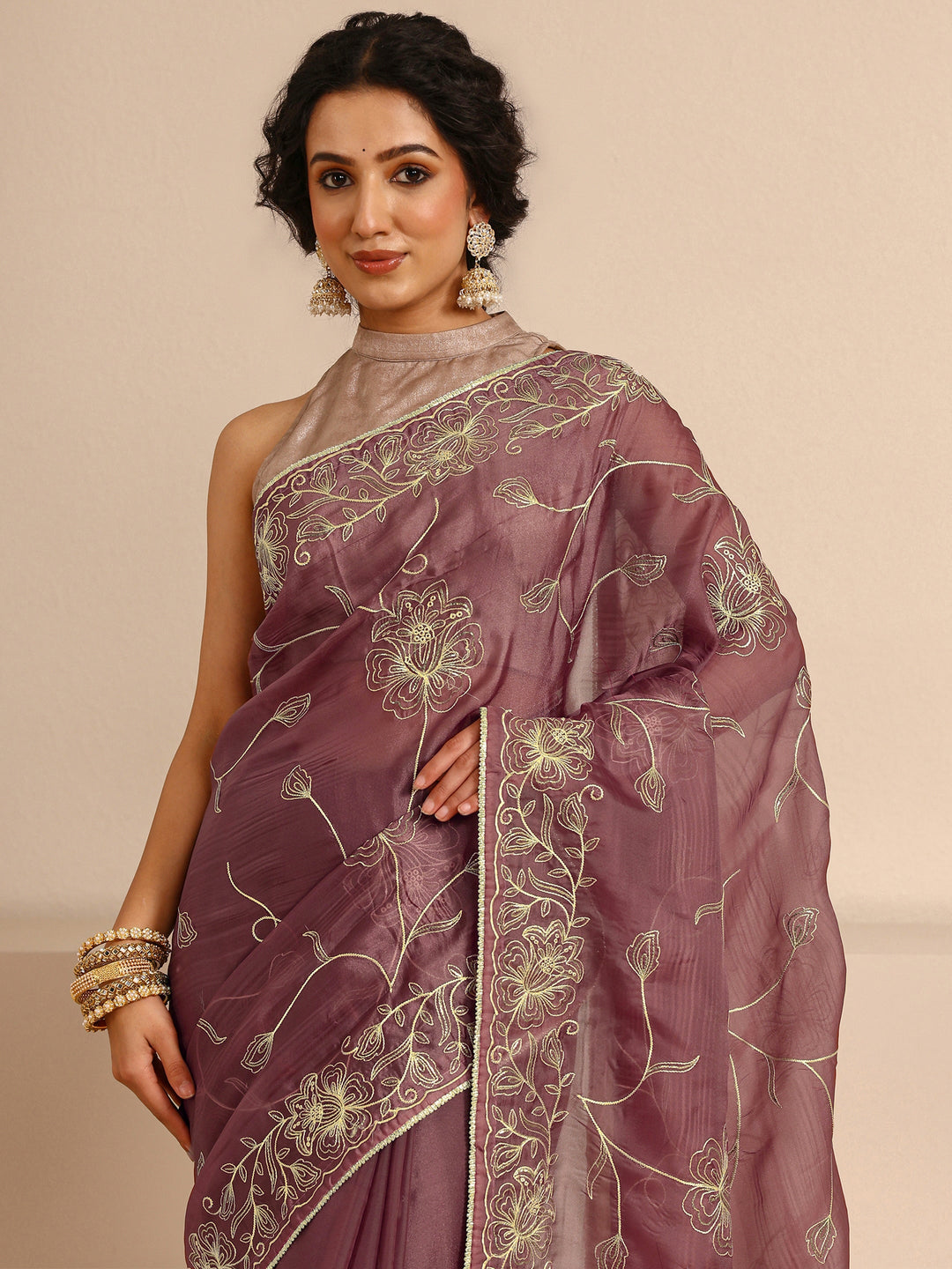 Mauve Floral Embellished Silk Blend Saree With Unstitched Blouse Piece