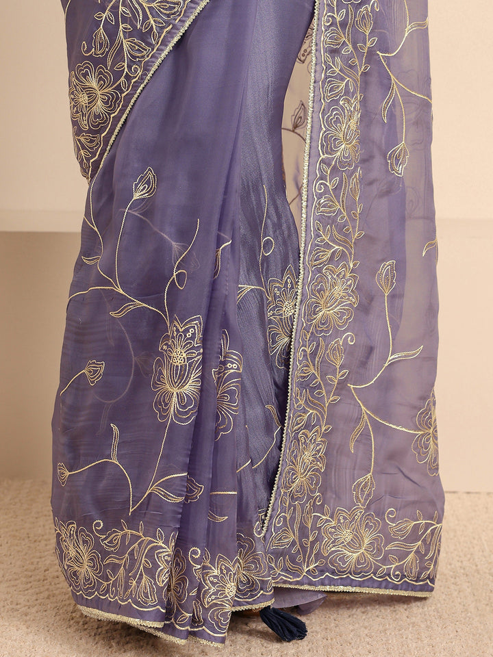 Lavender Floral Embellished Silk Blend Saree With Unstitched Blouse Piece