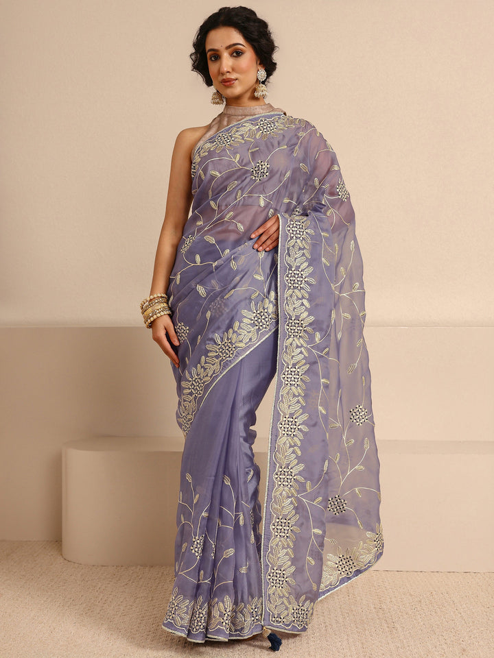 Lavender Floral Embellished Silk Blend Saree With Unstitched Blouse Piece