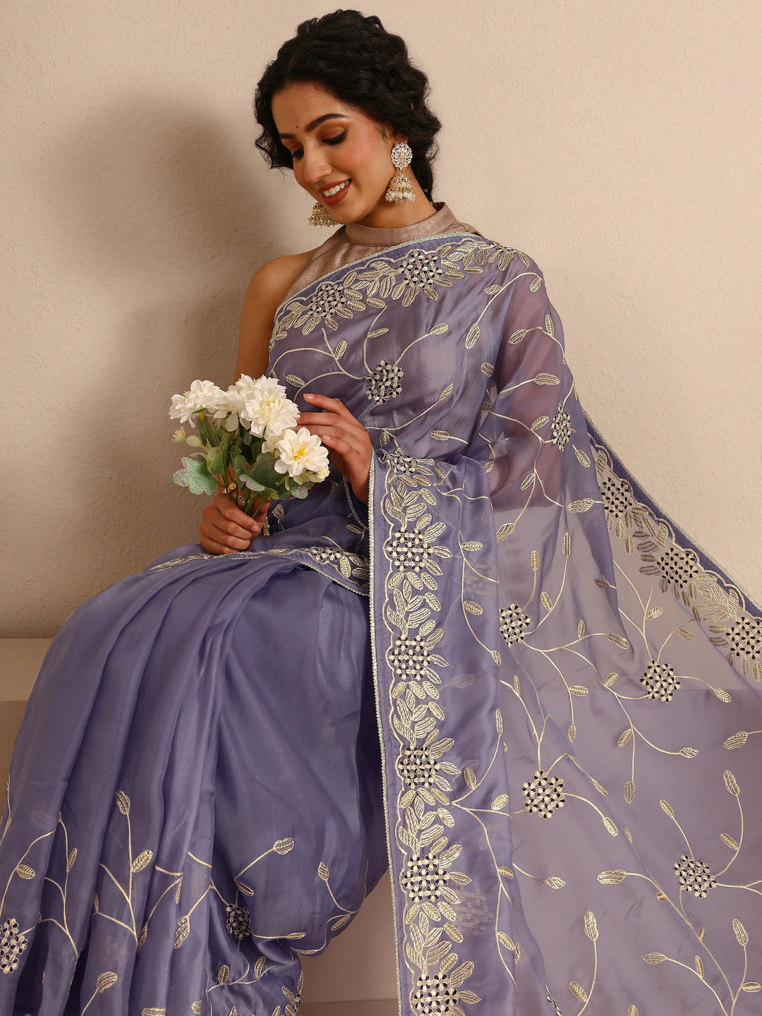 Lavender Floral Embellished Silk Blend Saree With Unstitched Blouse Piece