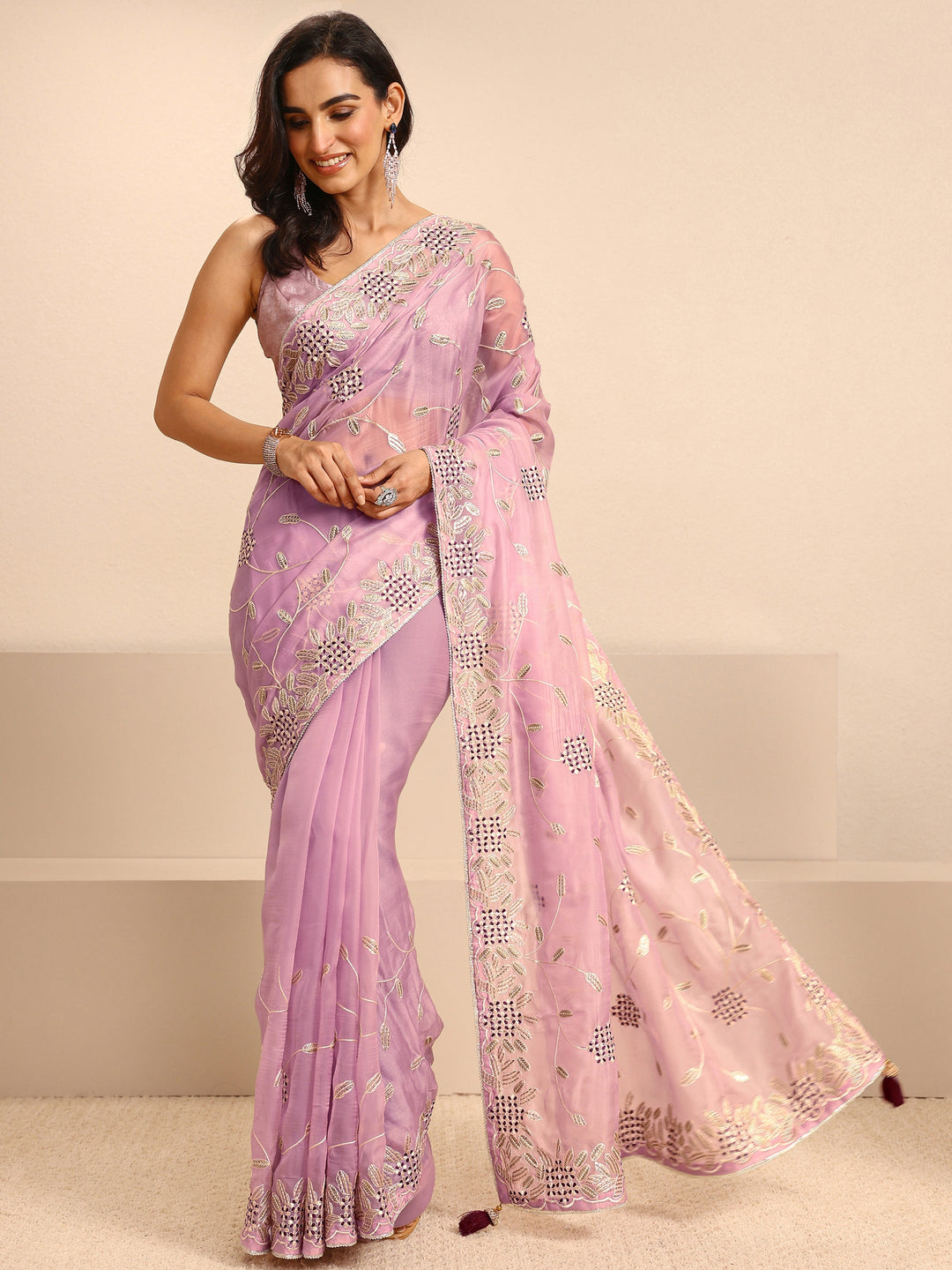 Lavender Embellished Silk Blend Saree With Unstitched Blouse Piece