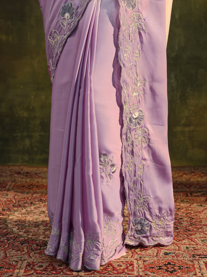 Purple Floral Embellished Silk Blend Ombre Saree With Unstitched Blouse Piece