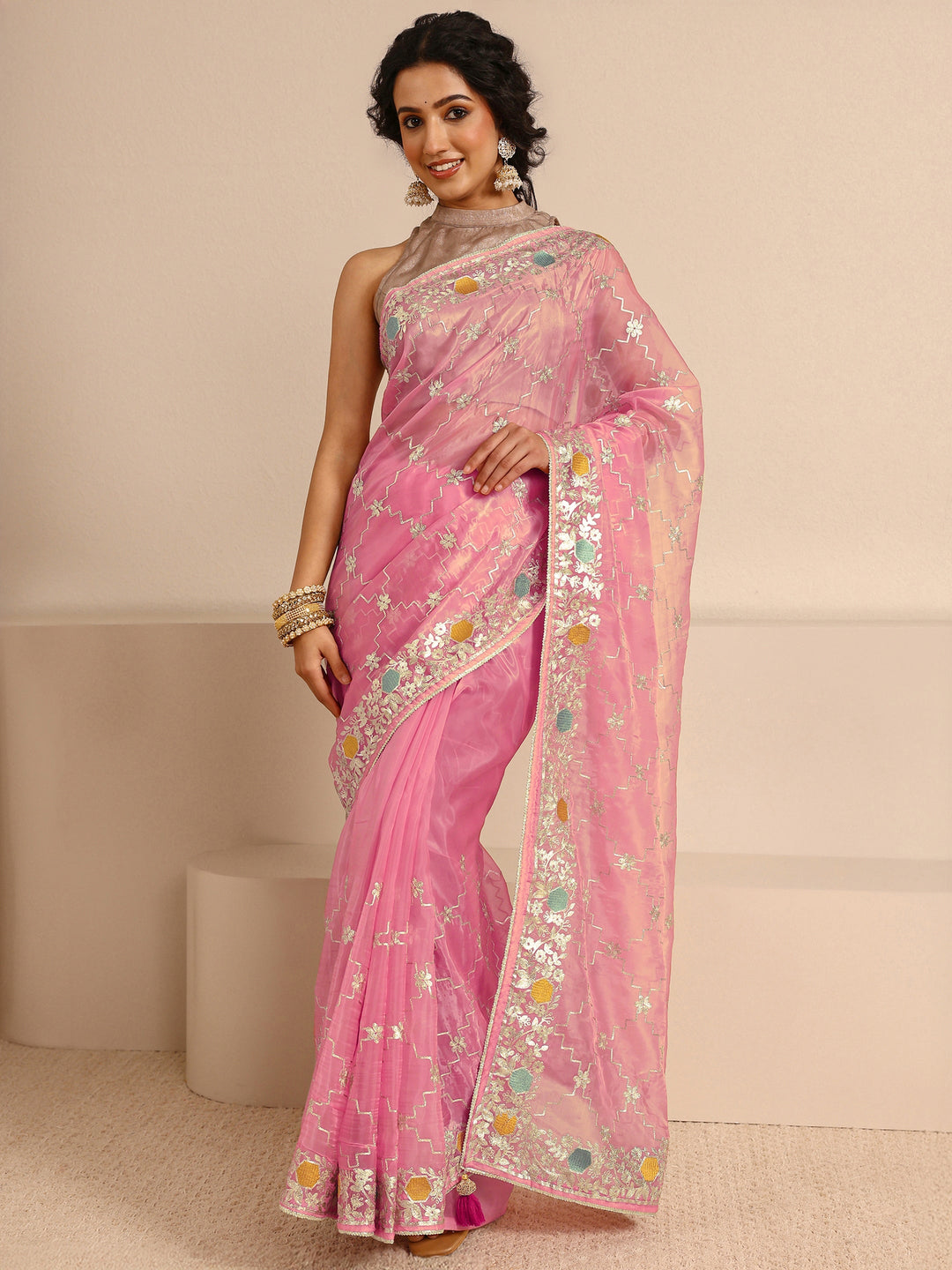 Pink Embellished Silk Blend Saree With Unstitched Blouse Piece