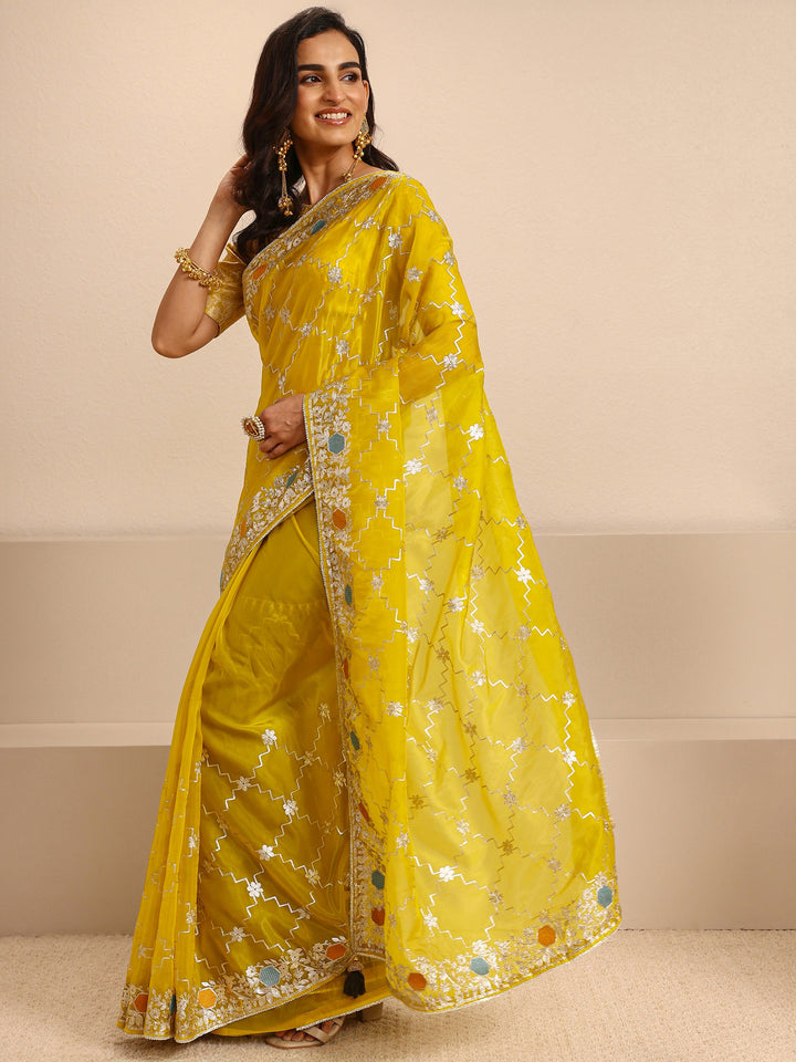 Mustard Embellished Silk Blend Saree With Unstitched Blouse Piece